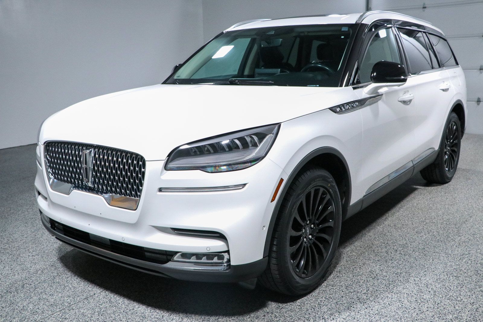 Used 2021 Lincoln Aviator Reserve w/ Equipment Group 201A AWD/4WD image 34