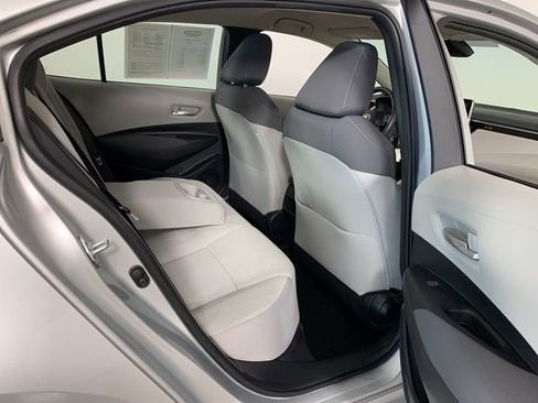 Used 2020 Toyota Corolla LE image 33