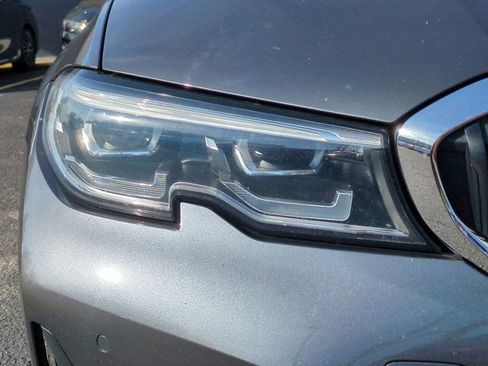 Used 2022 BMW 330i Sedan w/ Driving Assistance Package image 10