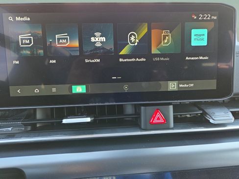 New 2026 Kia Carnival FWD image 35