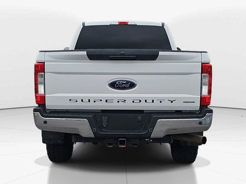 Used 2019 Ford F250 XLT w/ XLT Value Package AWD/4WD image 5