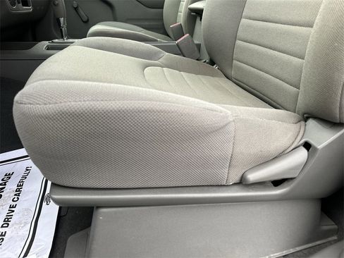 Used 2019 Nissan Frontier S image 12