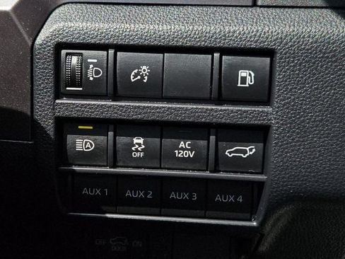 Certified 2025 Toyota 4Runner TRD Off-Road Premium AWD/4WD image 25
