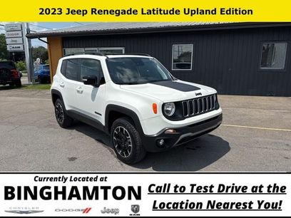 New 2023 Jeep Renegade Latitude w/ Sun/Sound Group