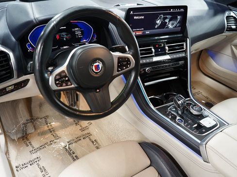 Used 2023 BMW ALPINA B8 xDrive Gran Coupe AWD/4WD image 11