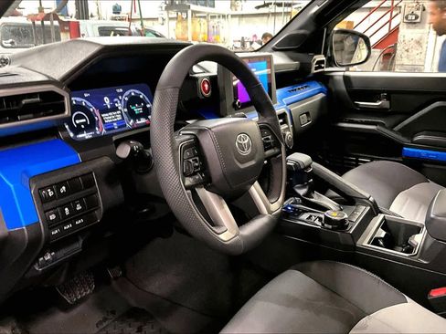 Certified 2025 Toyota Tacoma TRD Off-Road w/ TRD Off Road Upgrade Package image 15