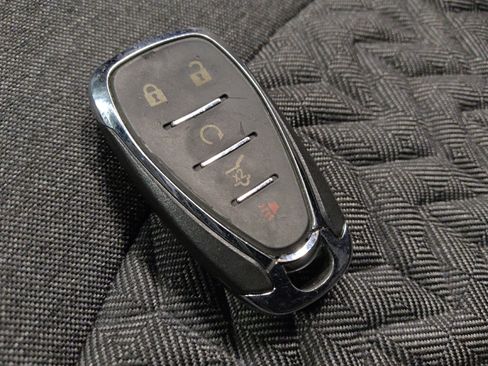 Used 2022 Chevrolet Equinox LT FWD image 32