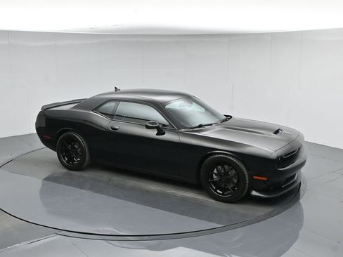 Used 2023 Dodge Challenger GT w/ Plus Package image 41