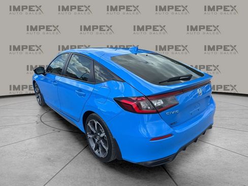Used 2025 Honda Civic Sport Touring image 3