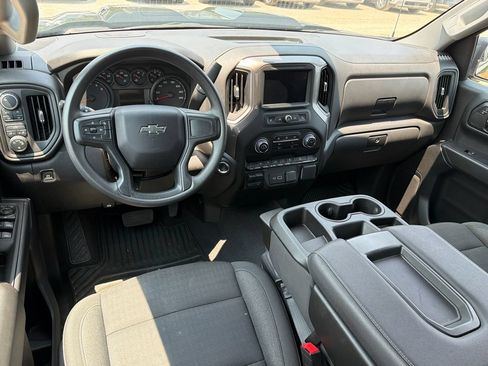 Used 2025 Chevrolet Silverado 1500 Custom Trail Boss w/ Turbomax Blackout Package AWD/4WD image 17