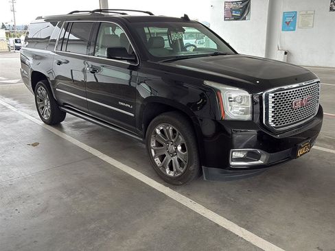 Used 2016 GMC Yukon XL Denali w/ Open Road Package image 7
