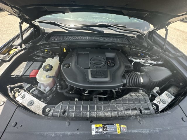 Used 2022 Jeep Grand Cherokee Summit AWD/4WD image 21