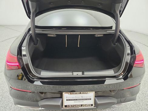 Used 2024 Mercedes-Benz CLA 250 4MATIC image 21