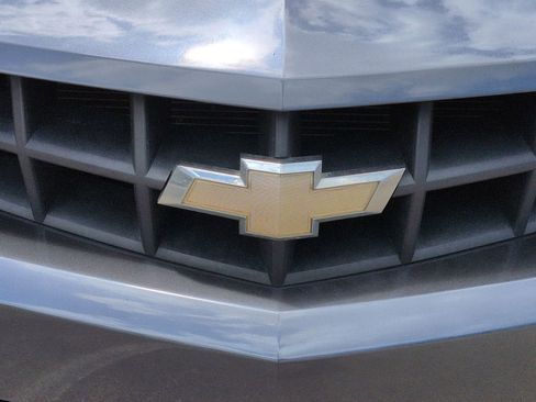 Used 2011 Chevrolet Camaro LT RWD image 5