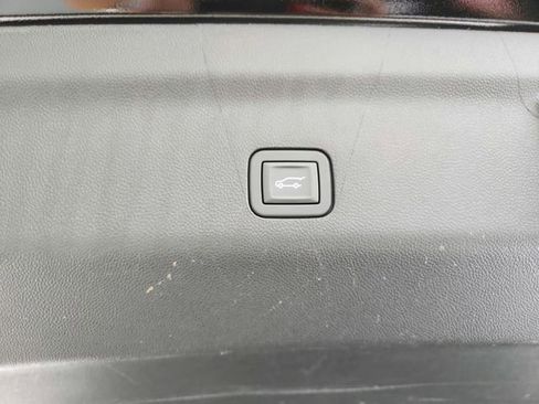 Used 2024 Chevrolet Suburban RST image 47