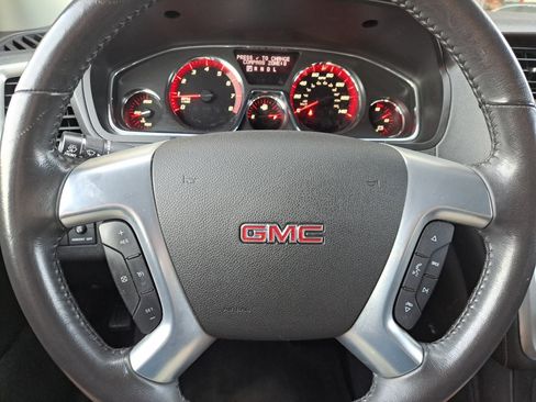 Used 2015 GMC Acadia SLE FWD image 26