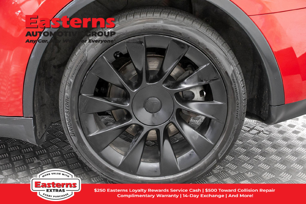 Used 2023 Tesla Model Y Long Range AWD/4WD image 31