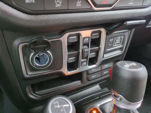 New 2026 Jeep Wrangler Sport S image 31