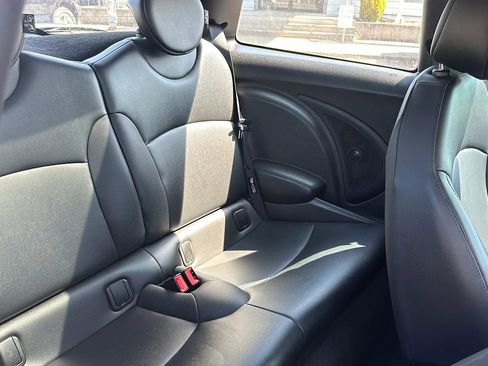 Used 2011 MINI Cooper John Cooper Works FWD image 5