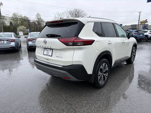 Used 2023 Nissan Rogue SV w/ SV Premium B Package AWD/4WD image 14