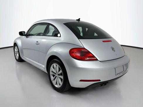 Used 2014 Volkswagen Beetle TDI FWD image 5