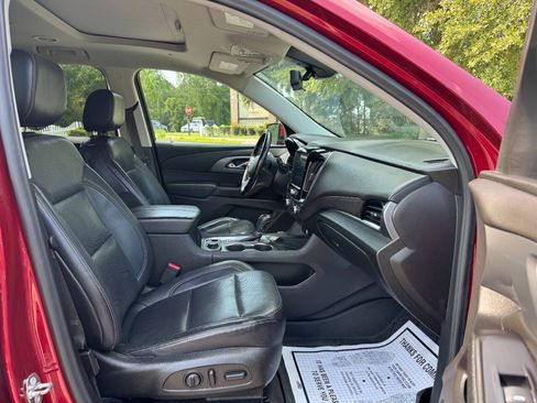 Used 2019 Chevrolet Traverse Premier w/ LPO, Floor Liner Package AWD/4WD image 15