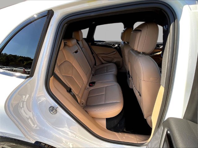 Used 2023 Porsche Macan AWD/4WD image 26
