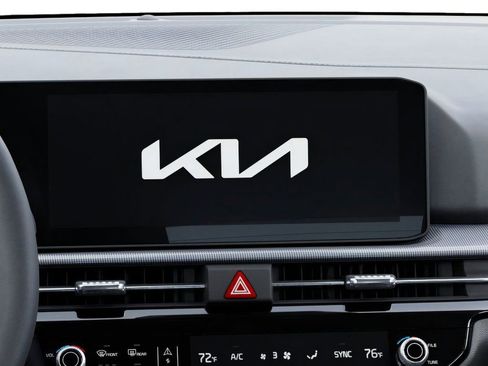 New 2026 Kia Sportage EX w/ EX Panorama Roof Package image 20