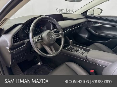 Used 2023 MAZDA MAZDA3 s FWD image 9