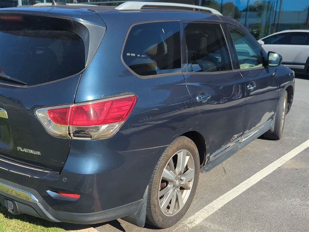 Used 2014 Nissan Pathfinder Platinum w/ Platinum Premium Package FWD image 4