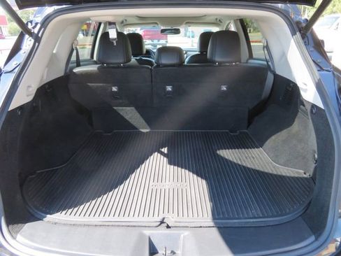 Used 2018 Nissan Murano SL w/ Moonroof Package image 18