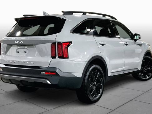 Used 2022 Kia Sorento S image 12