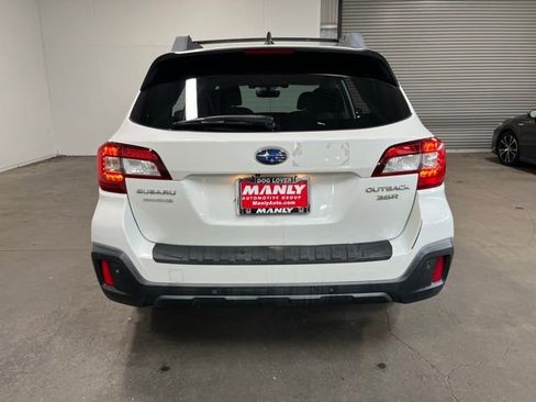 Used 2019 Subaru Outback 3.6R Limited w/ Popular Package #2 AWD/4WD image 4
