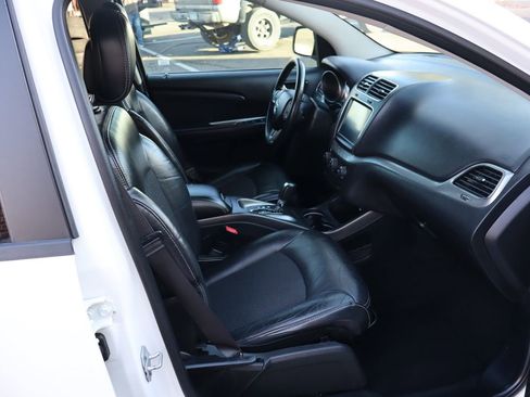 Used 2017 Dodge Journey Crossroad image 24