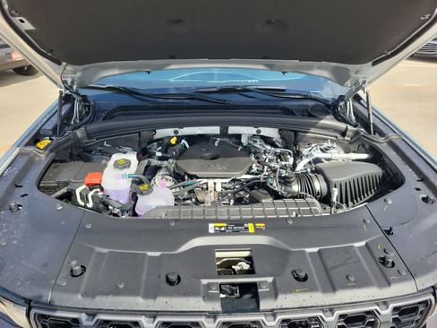 New 2026 Jeep Grand Cherokee Altitude AWD/4WD image 17