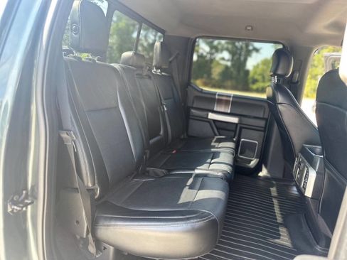 Used 2015 Ford F150 Lariat image 28