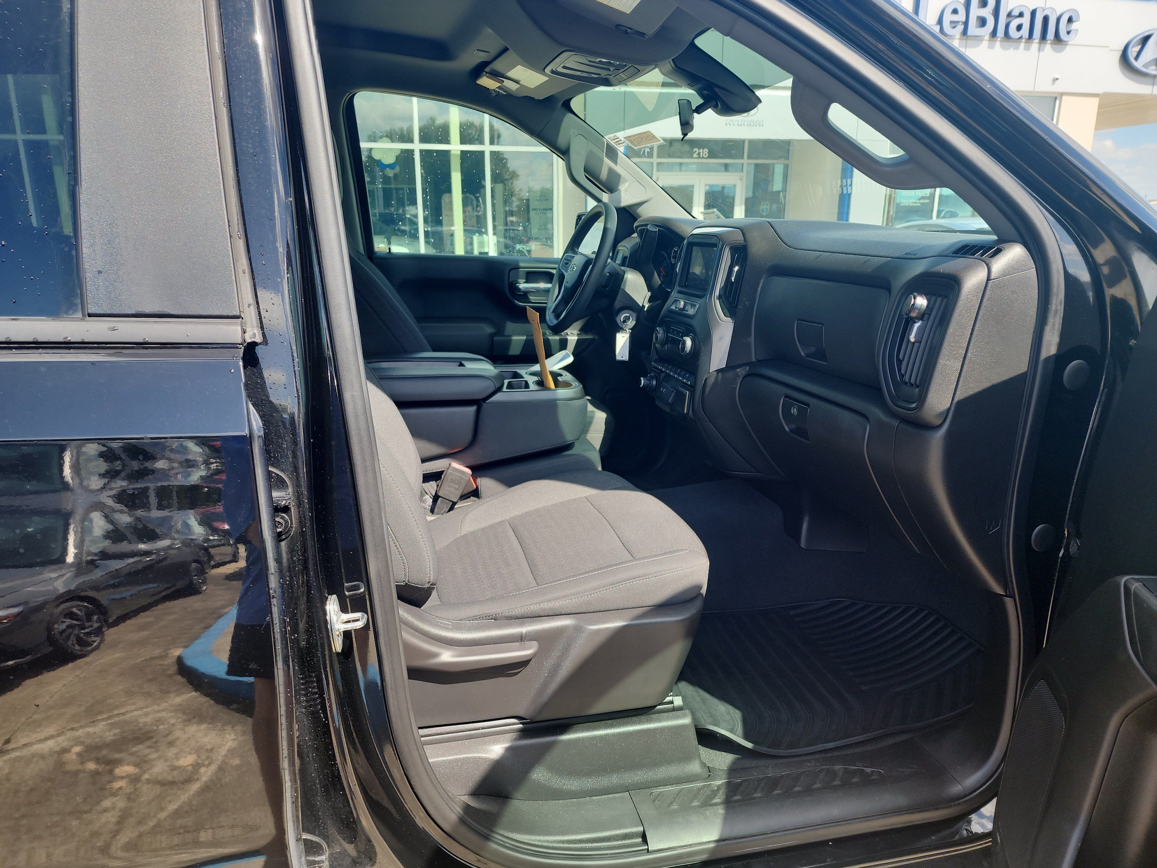 Used 2022 Chevrolet Silverado 1500 Custom w/ Rally Edition RWD image 12