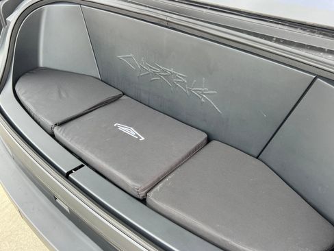 Used 2024 Tesla Cybertruck AWD Crew Cab image 35