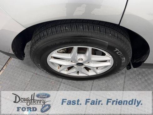 Used 2023 Ford Edge SEL image 15