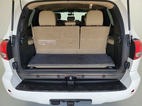 Used 2016 Toyota Sequoia Limited w/ Safety & Convenience Package RWD image 10