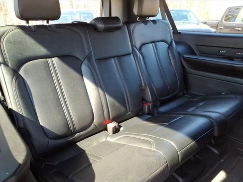 Used 2024 Jeep Wagoneer L Series III w/ Flexible Seating Group image 14