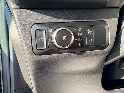 Used 2024 Ford Escape Platinum image 21