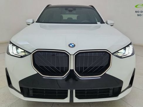 Used 2025 BMW X3 xDrive30i w/ M Sport Package AWD/4WD image 13