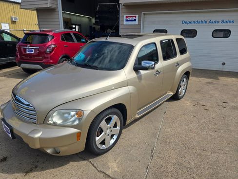 Used 2008 Chevrolet HHR LT w/ LT Preferred Equipment Group image 1