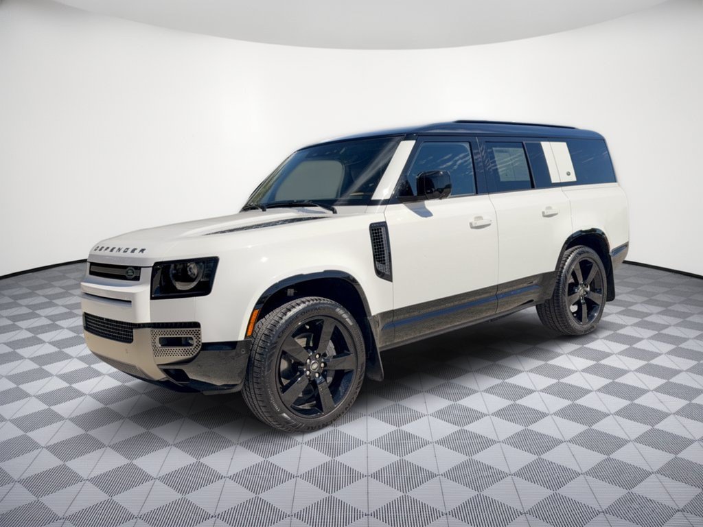 Used 2024 Land Rover Defender 130 X-Dynamic SE AWD/4WD image 1