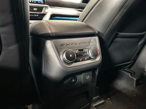 New 2026 Ford Explorer ST-Line w/ ST-Line Street Pack RWD image 28