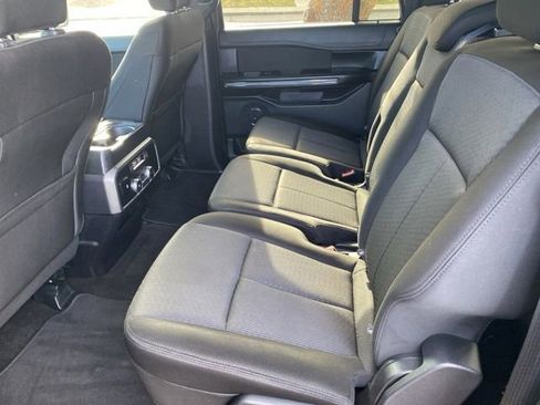 Used 2019 Ford Expedition Max XLT image 16