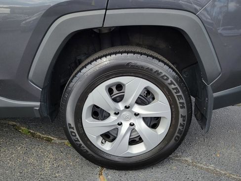 Used 2023 Toyota RAV4 LE image 11