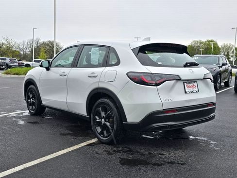 Used 2025 Honda HR-V LX image 7