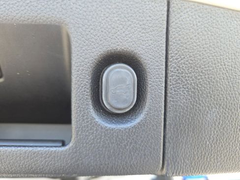 Used 2019 GMC Yukon XL Denali w/ Denali Ultimate Package image 26